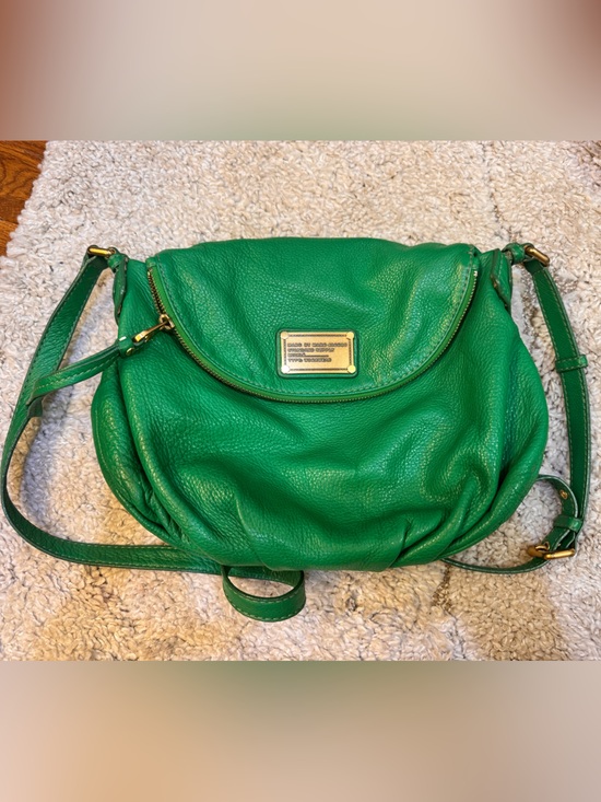 Marc By Marc Jacobs Handbags - Marc by Marc Jacobs Green Leather Crossbody Bag with Gold Plate